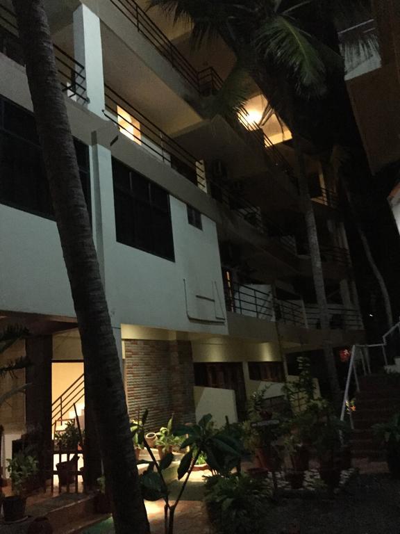The Ocean Park Beach Resort Kovalam Buitenkant foto