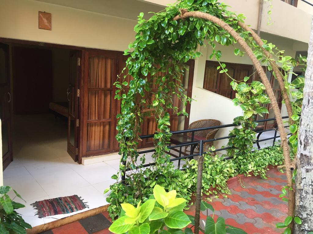 The Ocean Park Beach Resort Kovalam Buitenkant foto